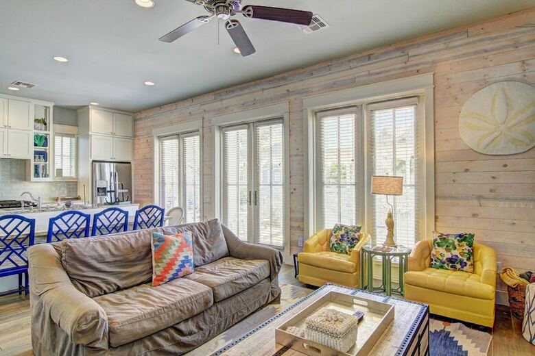 Cinnamon Shore- Amazing Grace 128 St