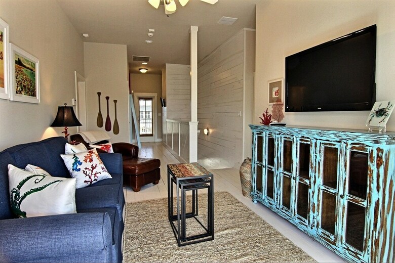 Cinnamon Shore- Southern Comfort 169 Be