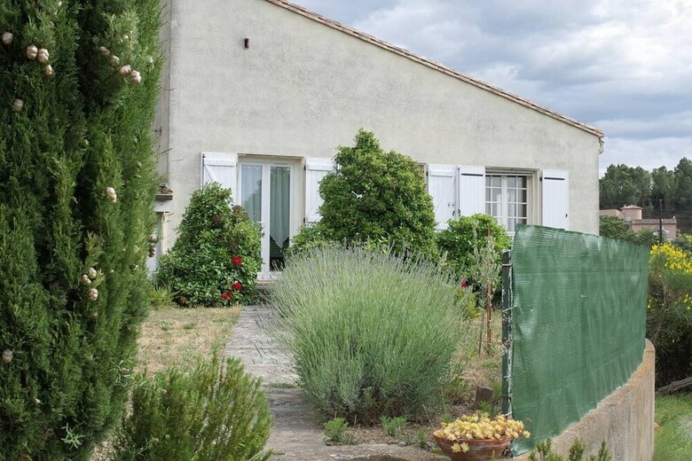 Apartamento Property With 2 Bedrooms In Douzens