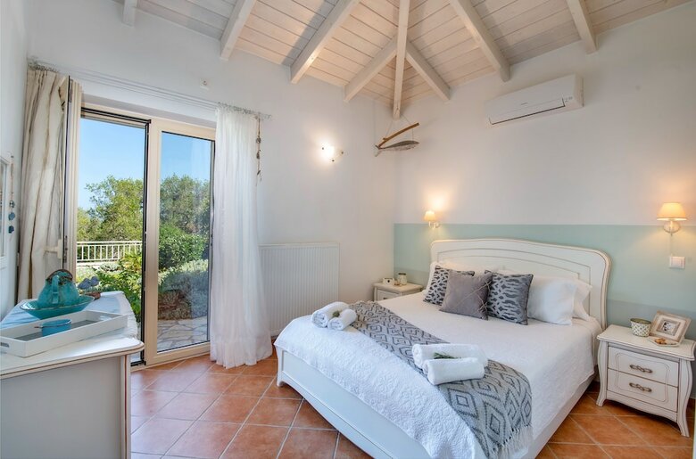 Stone Pool Villa Alina With Seaview By Konnect