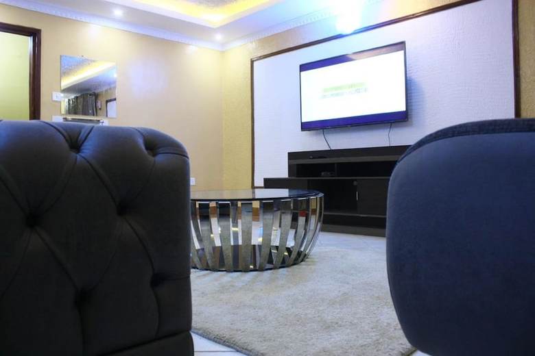 Apartamentos At Home With Karuris