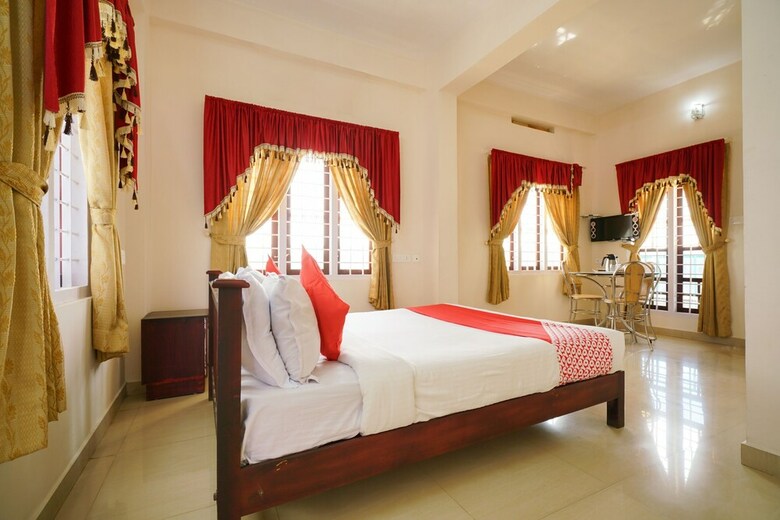 Hotel Oyo 15548 Mackal Residency