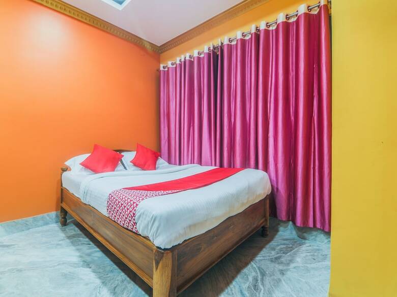 Hotel Oyo 17180 Danni's