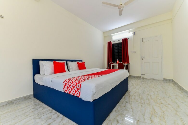 Hotel Oyo 26488 Athani Residency