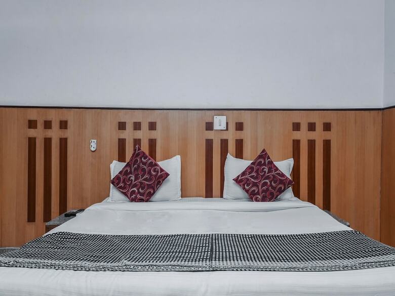 Hotel Oyo 7304 Stay Jangpura