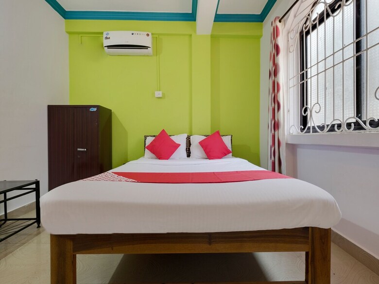 Hotel Oyo 3400 Waves 18