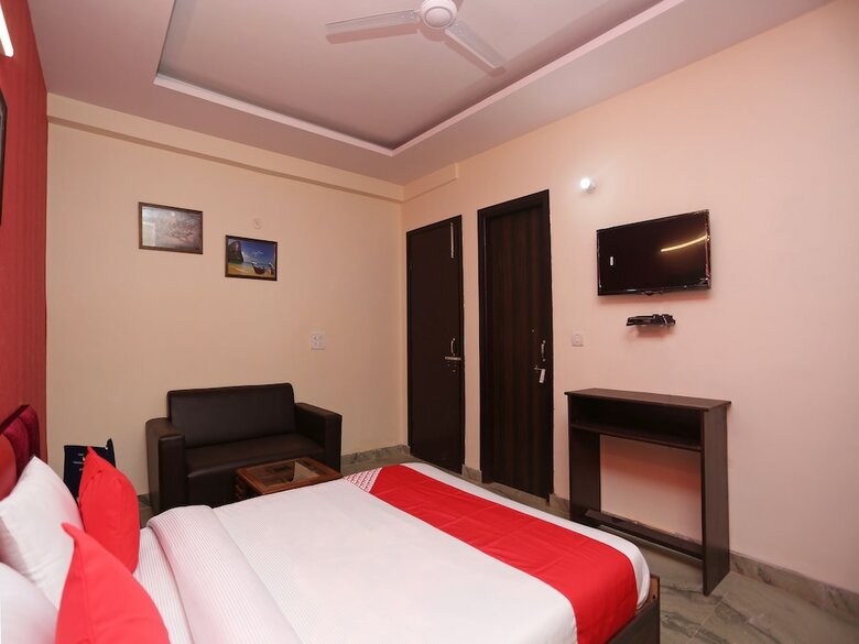 Hotel Oyo 19331 Homeystay