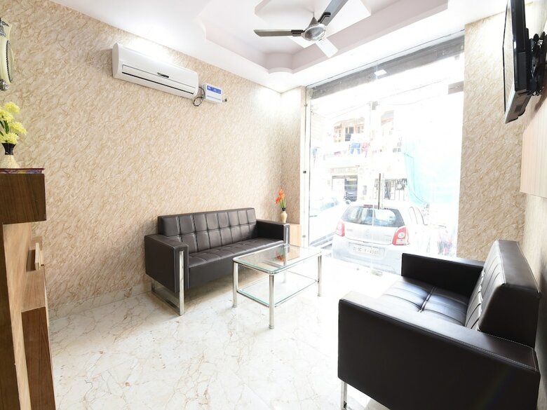 Apartamentos Oyo 14387 Luxury Inn