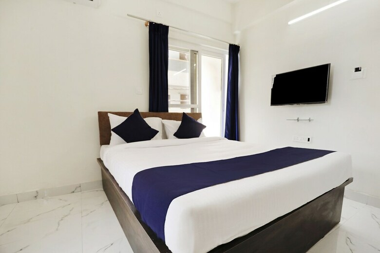 Hotel Silverkey Executive Stays 24644 Electronic City Phase- II