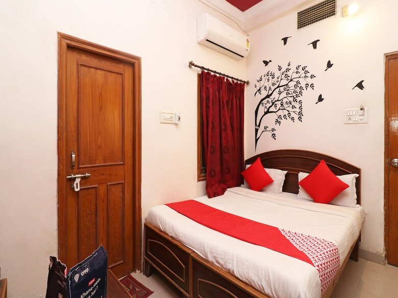 Oyo 1021 Hotel Gayatri Residency