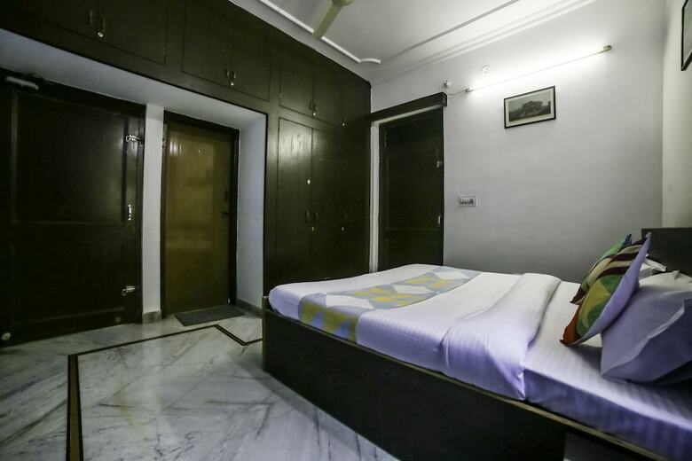 Oyo Home 19921 Cosy 3bhk