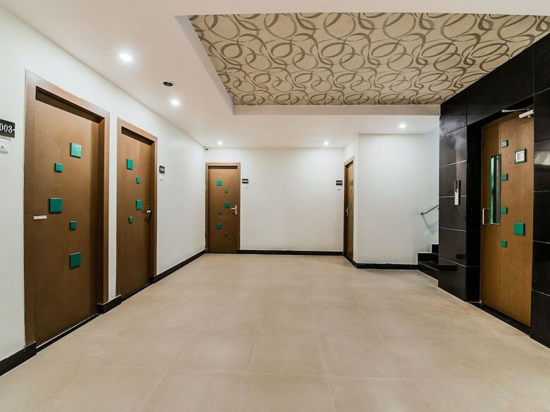 Hotel Oyo 17223 Green Guest House