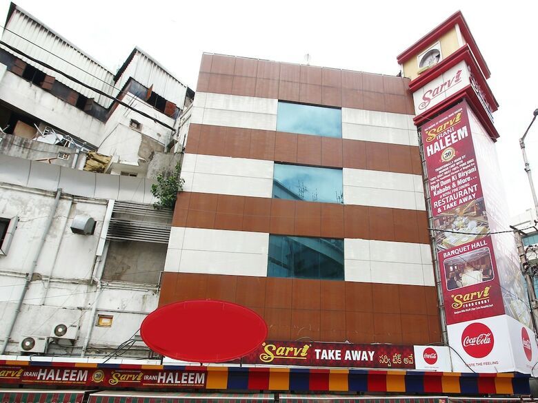 Hotel Oyo 18302 Pride Banjara
