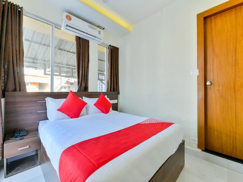 Hotel Oyo 17072 Meridian Regency