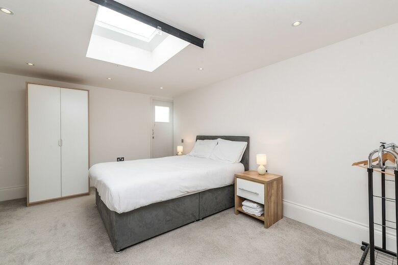 Apartamentos Piccadilly Lofts  By All� Housing