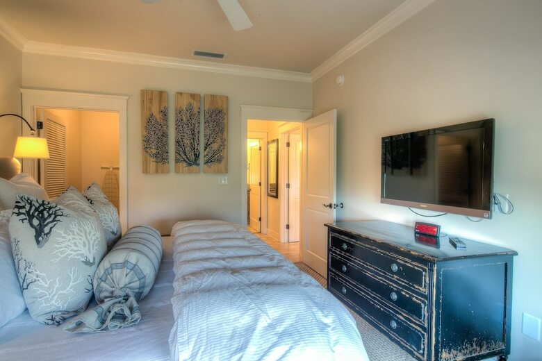 The Artistic Bungalow By Exclusive 30a
