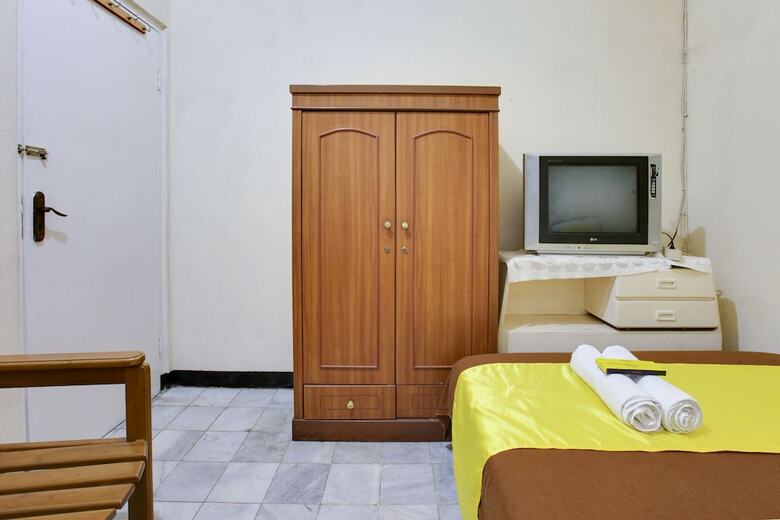 Hotel Literooms Kebun Raya Bogor