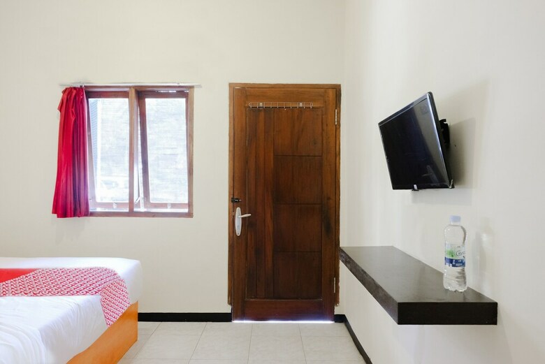 Hotel Oyo 668 Lovina Inn