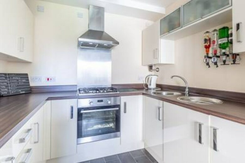 Apartamentos Modern 2 Bedroom Property In Stylish Complex