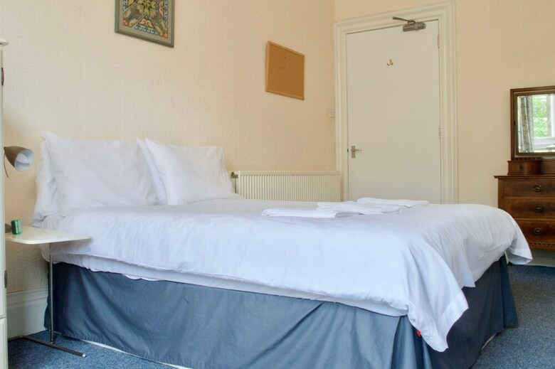 Apartamentos 3 Bedroom City Flat In Edinburgh