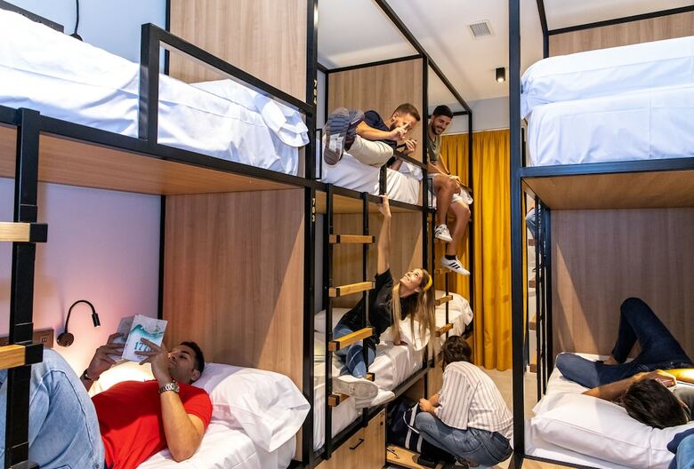 Hostal Petit Hostel