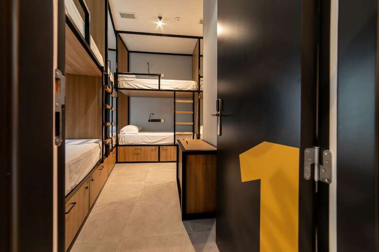 Hostal Petit Hostel