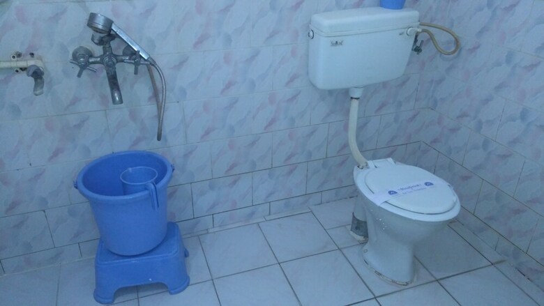 Hotel Iroomz Sapthagiri Balla