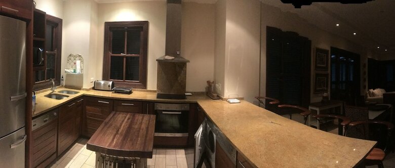 Apartamentos Eden Island Gem