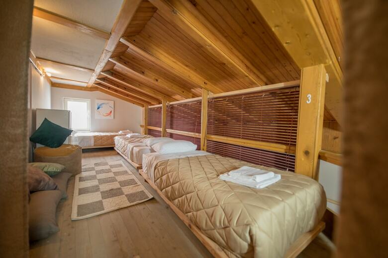 Hostal Mosaic Home