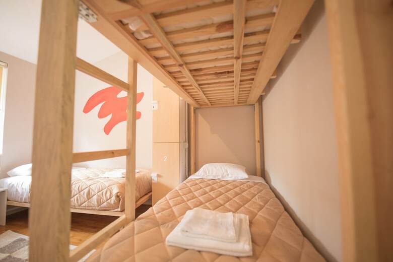 Hostal Mosaic Home
