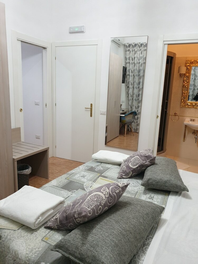 Bed & Breakfast Beauty House
