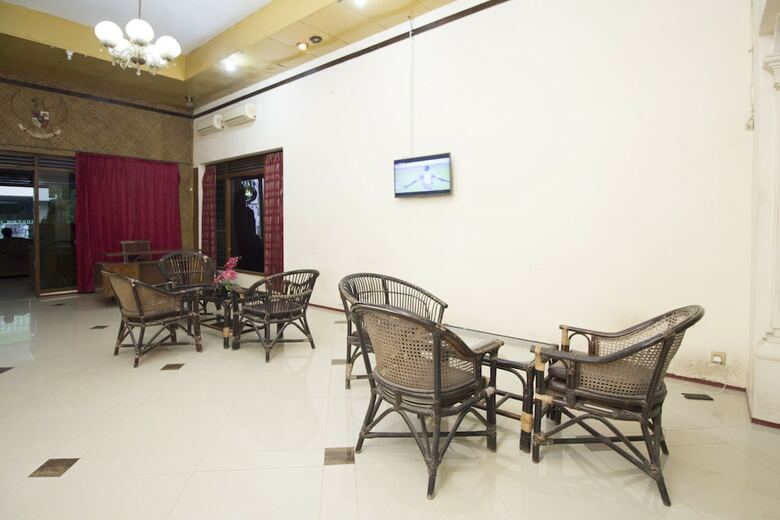 Oyo 524 Makuta Hotel
