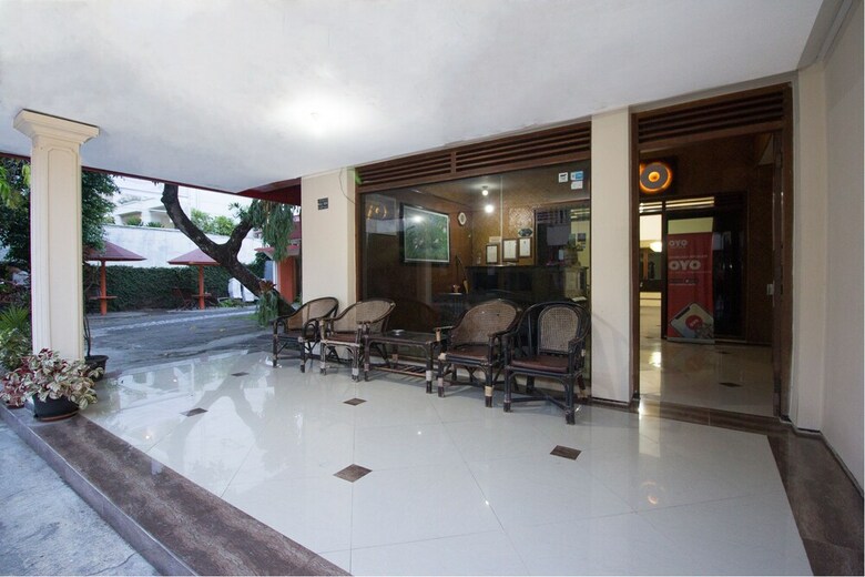 Oyo 524 Makuta Hotel