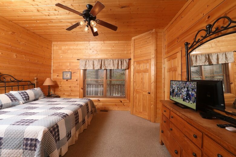 Echoes Of Eden - Four Bedroom Cabin