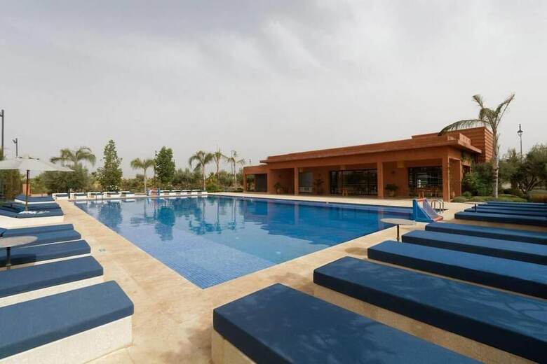 Amine's Pavilion Golf And Waky