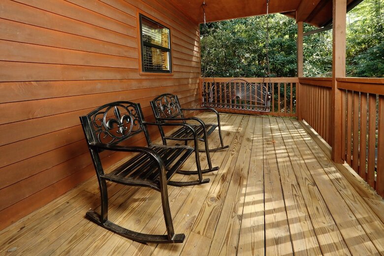 Divine Escape - Two Bedroom Chalet