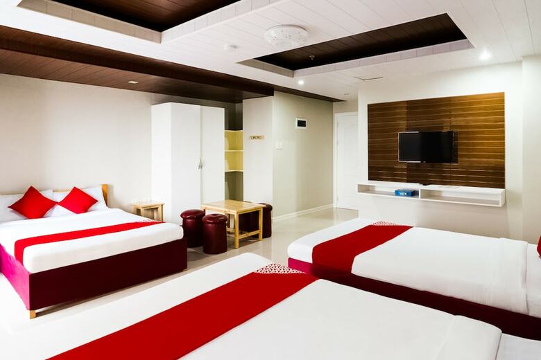 Hostal Oyo 240 Country Artist Hotel
