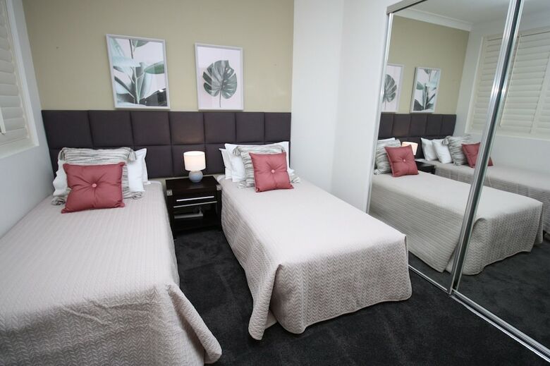 Apartamentos Peep Sleep Chevron Towers