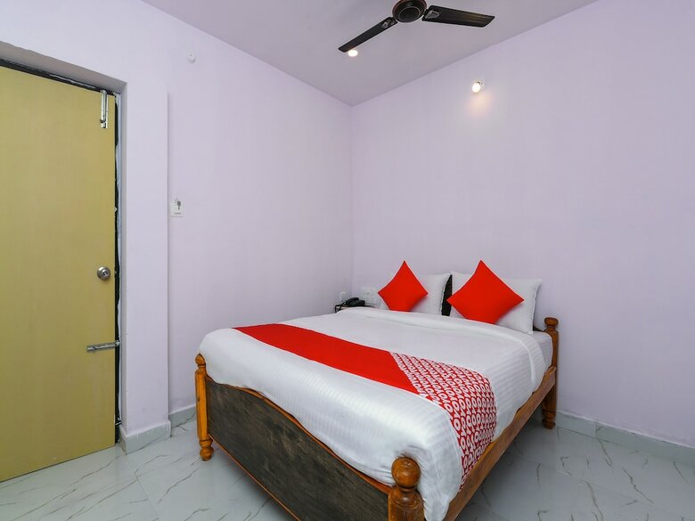 Oyo 27936 Hotel Welcome Tirupati