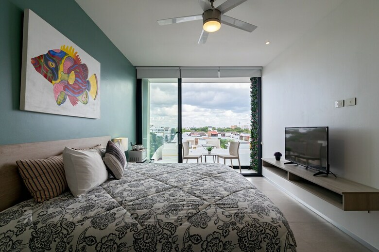 The City Condos By Playa Paradise