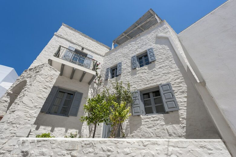 Apartamentos Traditional Stone House In Kostos