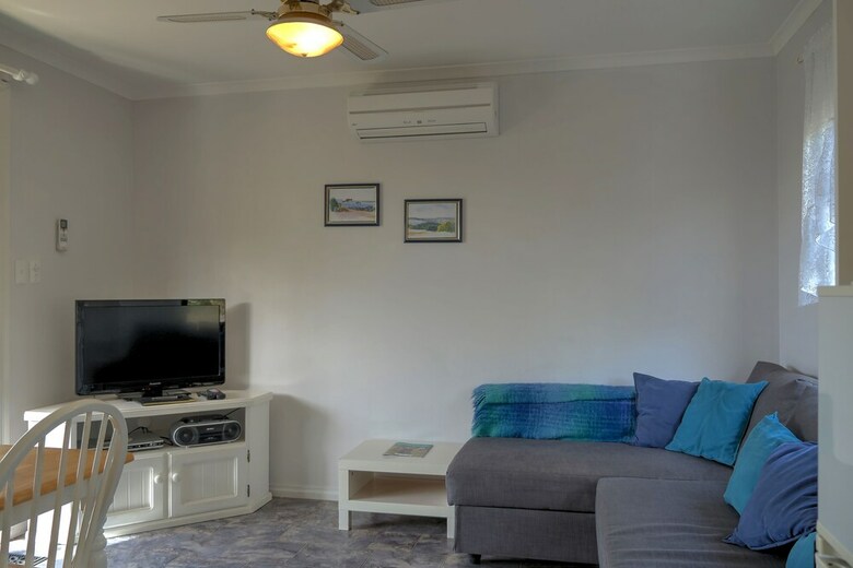 Emu Bay Holiday Homes
