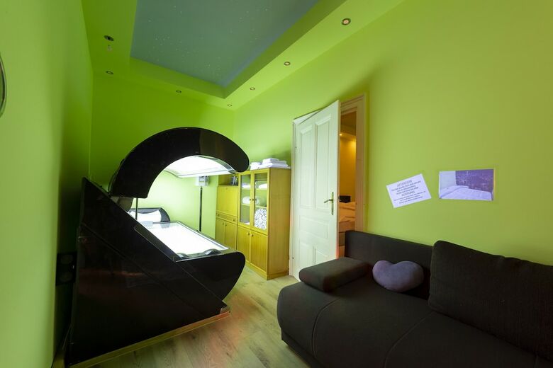 Fanaa Apartment