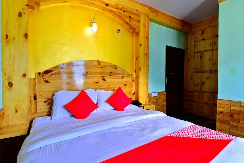 Hotel Oyo 36116 Chatanya Resort