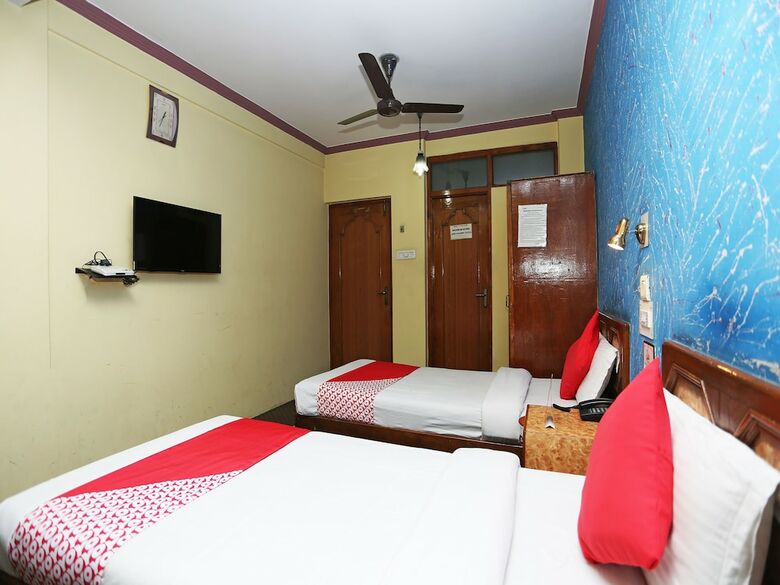 Oyo 24966 Grand Hotel & Restaurant