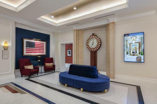 The Higgins Hotel New Orleans, Curio Collection By Hilton