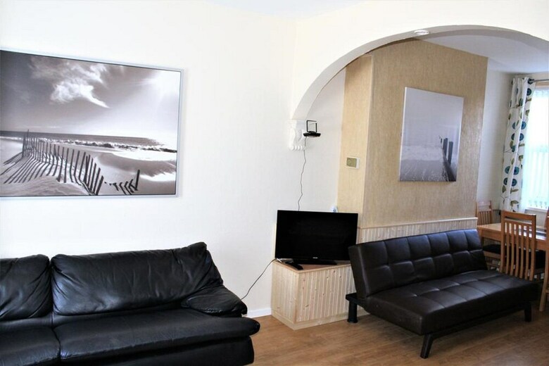 96 Tennent St Guest House New
