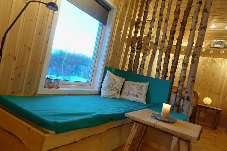 Wild Caribou Dome & Wilderness Cabin