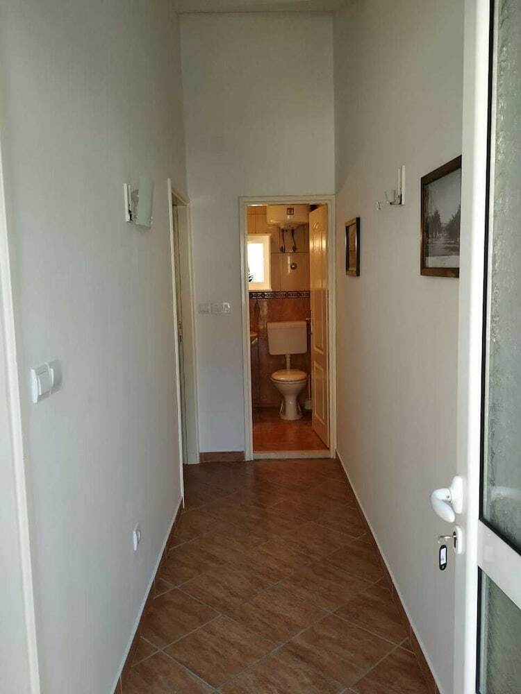 Apartments Lazovi?