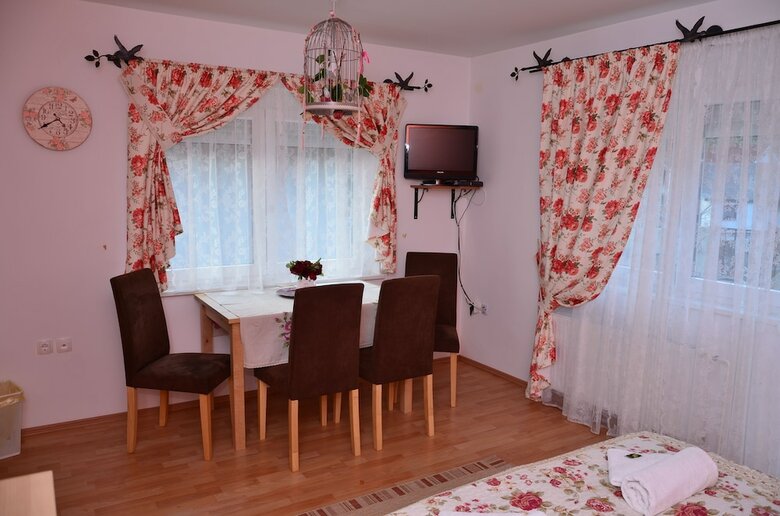 Hotel Villa Home & Garden Lasko